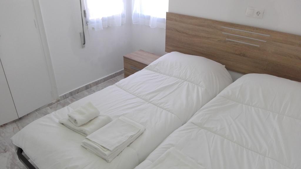 Apartamentos Los Caballos Benidorm Dış mekan fotoğraf